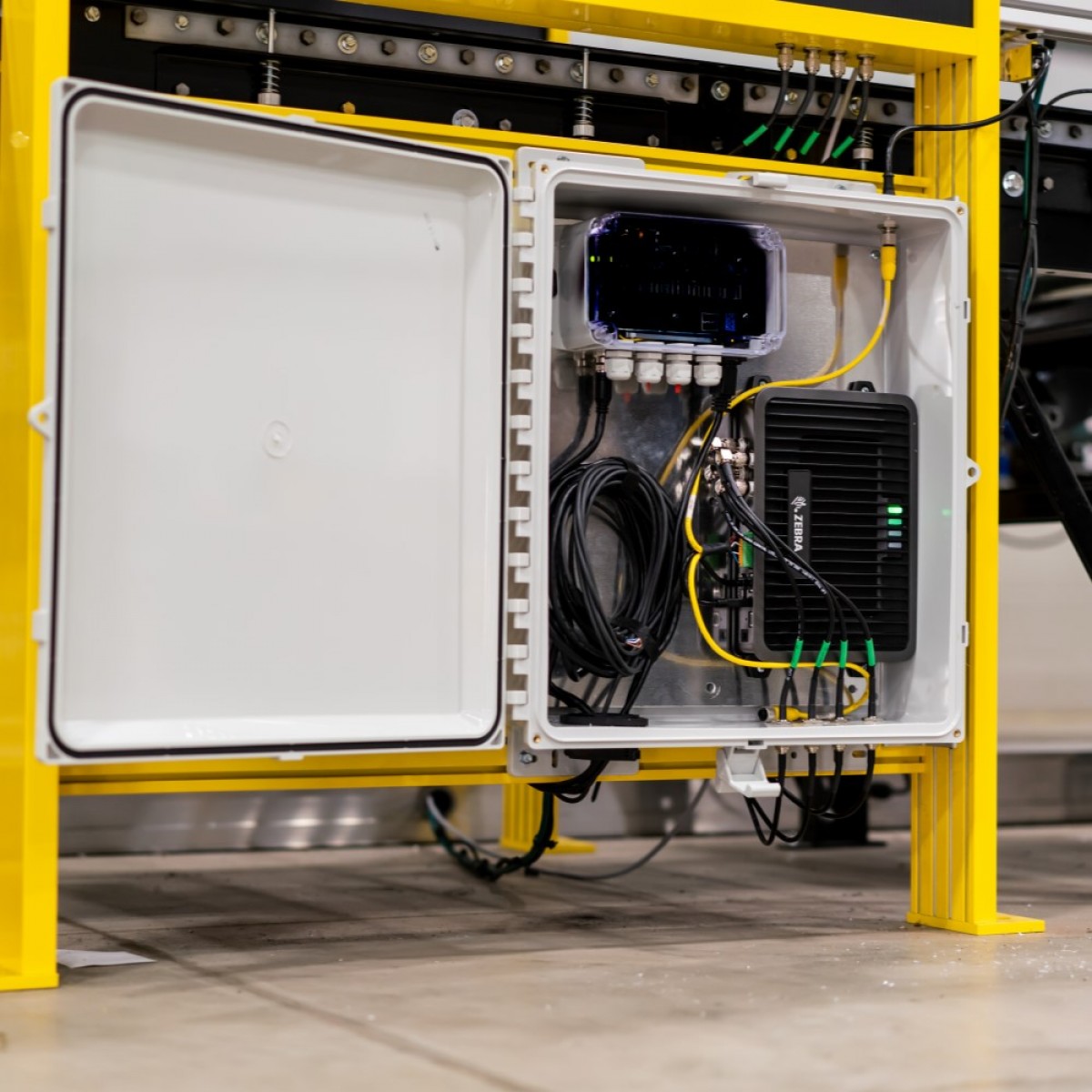 FX9600 Fixed UHF RFID Reader Infopos